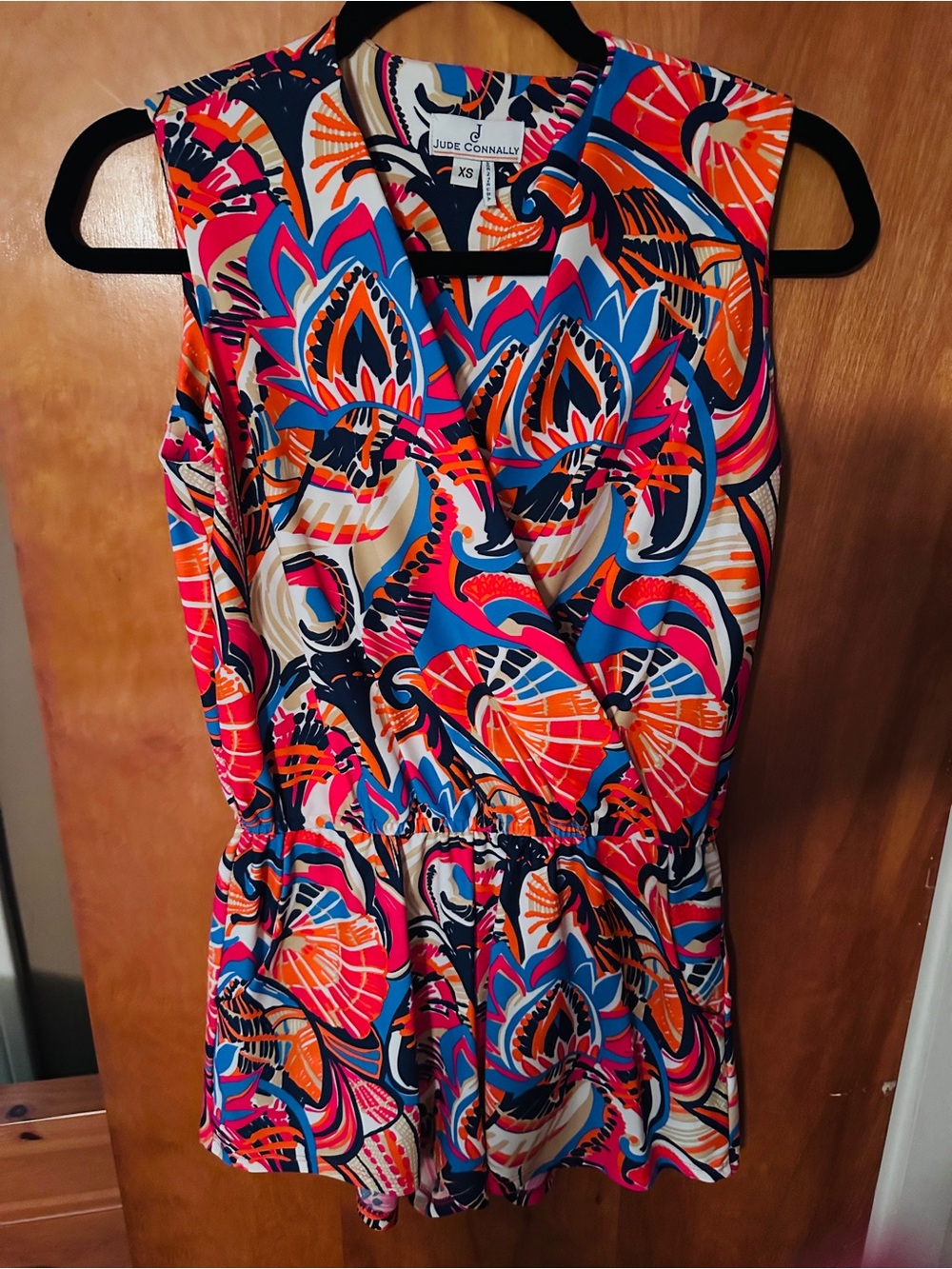 Jude Connally XS Sleeveless V-Neck Floral Print Romper in Multi